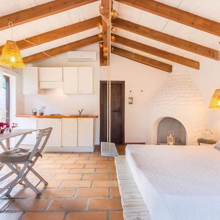 Deppy Cottage Porto Columbu - Perd'E Sali 외부 사진