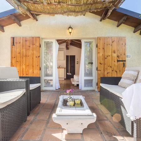 Deppy Cottage Porto Columbu - Perd'E Sali 외부 사진